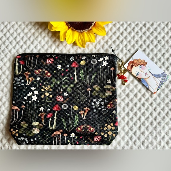 New Mushroom Core Flowers Snail Dandelion Botanical Makeup Tech Pencil Bag - 9” - Picture 3 of 12